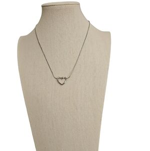 Heart Shaped Pendant Necklace - Women & Teens - Heart Shaped Collarbone Necklace